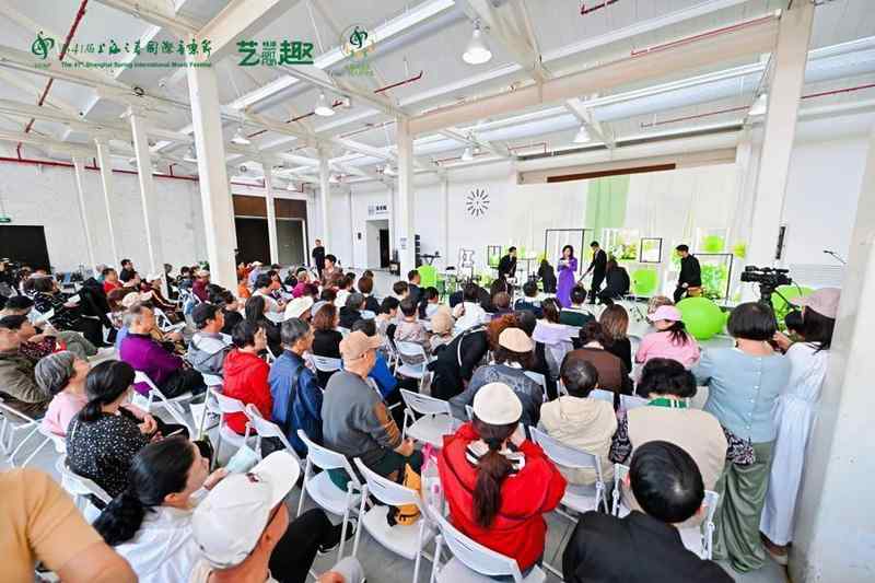  那个唱进滨江的音乐博主说：普通人也能拥有自己的舞台 文化旅游 那个唱进滨江的音乐博主说：普通人也能拥有自己的舞台 文化旅游