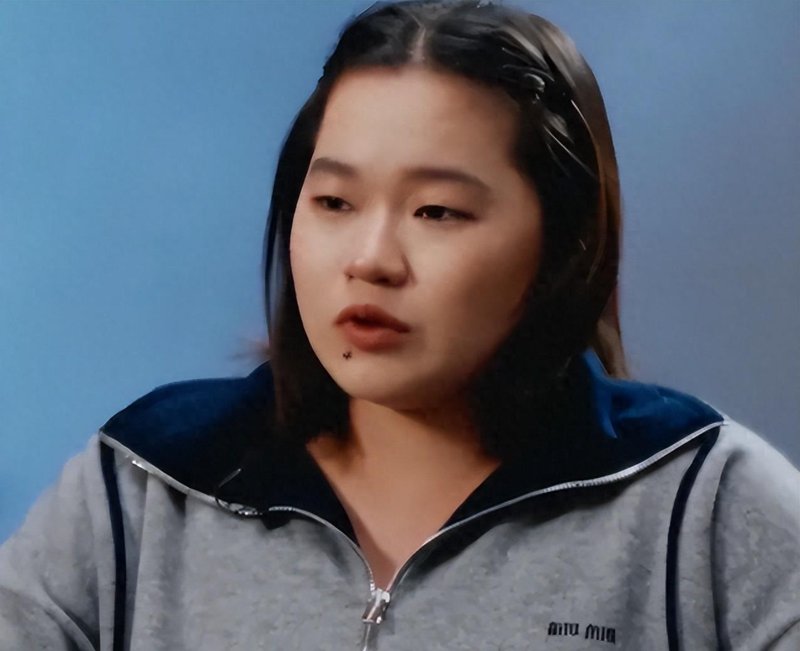 两个姑娘的眼泪与坚守：当我们在谈论网络暴力时，我们在谈论什么