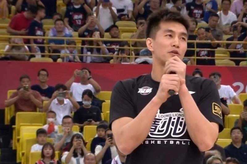 【深度复盘】郭艾伦职业生涯全记录:从路灯少年到CBA顶流的逆袭逻辑 体育新闻