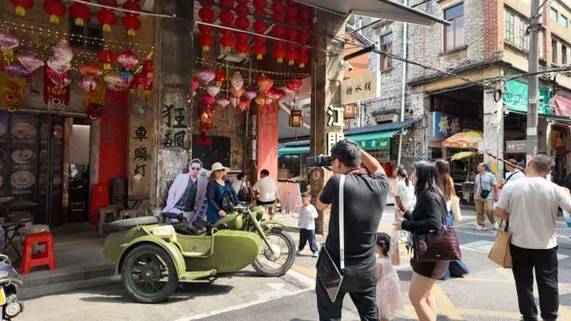 在这个五一,我找到了城市里久违的热闹与温情 文化旅游